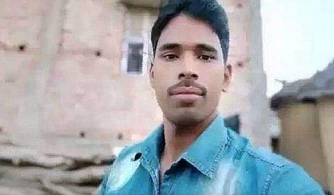 ജോലി നഷ്ടപ്പെട്ടതോടെ സൈക്കിളിൽ നാട്ടിലേക്ക് മടങ്ങി; പാതിവഴിയിൽ യുവാവ് കാറിടിച്ച് മരിച്ചു 