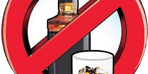 മദ്യം വാങ്ങാന്‍ കാശില്ല; സര്‍ജിക്കല്‍ സ്പിരിറ്റ് കുടിച്ച മൂന്നുപേര്‍  മരിച്ചു, ദാരുണം