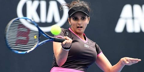 കോര്‍ട്ടില്‍ നിന്ന് സീരീസിലേക്ക് ചുവടുവെച്ച് സാനിയ മിര്‍സ, ടിബിയെ കുറിച്ച് ബോധവത്കരണം