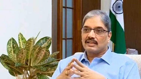 കോവിഡ് നിയന്ത്രണത്തിന് മുന്‍ഗണന ; ചീഫ് സെക്രട്ടറിയായി ഡോ. വിശ്വാസ് മേത്ത ചുമതലയേറ്റു