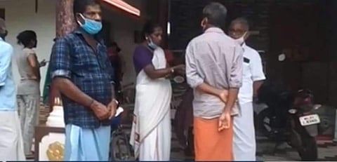 ആലപ്പുഴയില്‍ തൂങ്ങിമരിച്ച പന്ത്രണ്ടുവയസ്സുകാരിയുടെ തലയിലും ശരീരത്തിലും ചതവുകള്‍; പോസ്റ്റ്‌മോര്‍ട്ടം റിപ്പോര്‍ട്ട് പുറത്ത്