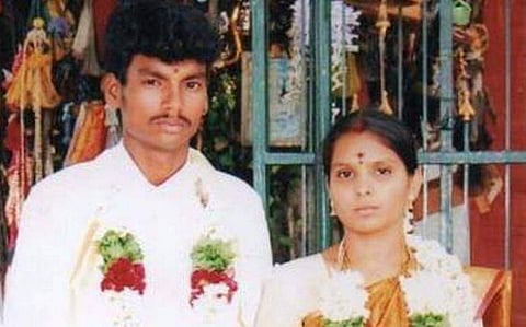 ഉദുമല്‍പ്പേട്ട് ശങ്കര്‍ ദുരഭിമാനക്കൊല : പ്രതികളുടെ വധശിക്ഷ റദ്ദാക്കി, അഞ്ചുപ്രതികള്‍ക്ക് 25 വര്‍ഷം തടവ്, കൗസല്യയുടെ അച്ഛനെ കുറ്റവിമുക്തനാക്കി