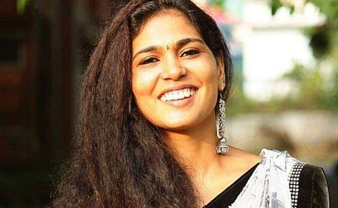 ന​ഗ്ന ശരീരത്തിൽ ചിത്രം വരപ്പിച്ച കേസ്; രഹ്ന ഫാത്തിമ  കീഴടങ്ങി