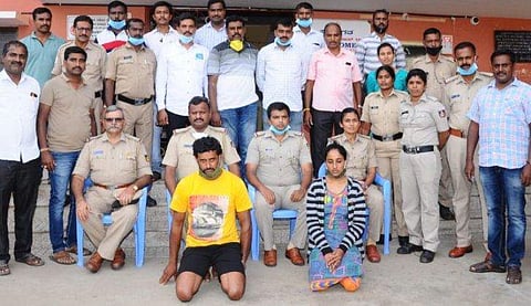 മൂർച്ചയേറിയ ആയുധം കൊണ്ട് തലയ്ക്കടിച്ചു, മൃതദേഹം ചാക്കിൽകെട്ടി ഉപേക്ഷിച്ചു; 'ദൃശ്യം' കൊലയിൽ ഭാര്യയും കാമുകനും അറസ്റ്റിൽ 
