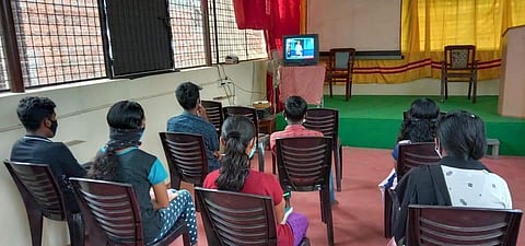 ഓൺലൈൻ ക്ലാസ്സുകളുടെ ട്രയൽ ഒരാഴ്ച കൂടി നീട്ടി ; 14 വരെ പുനഃസംപ്രേഷണം