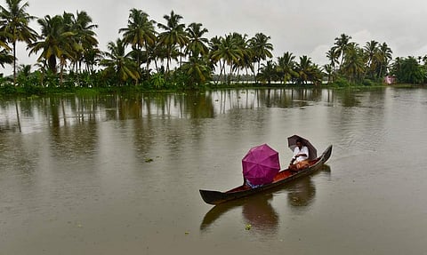 ഇടവപ്പാതിയിൽ ഇതുവരെ പെയ്തത് 34.3 മില്ലിമീറ്റർ മഴ ; നദികളിൽ ജലനിരപ്പ് ഉയർന്നു , ആശങ്ക