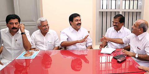 ജോസ് കെ മാണിയുടെ നേതൃത്വത്തിൽ പാർട്ടി ആസ്ഥാനത്ത് മുതിർന്ന നേതാക്കളുടെ യോ​ഗം ചേർന്നപ്പോൾ
