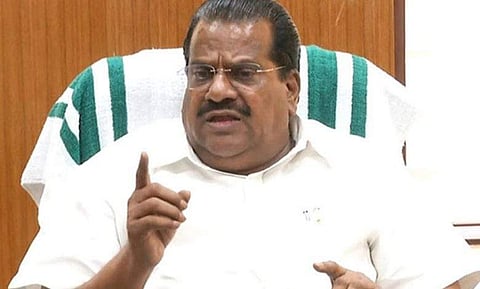 മന്ത്രി ഇ പി ജയരാജന്റെ പേഴ്‌സണല്‍ സ്റ്റാഫ് അംഗത്തെ മാറ്റി