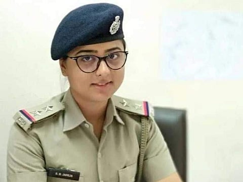 ബലാല്‍സംഗക്കേസ് ഒതുക്കിതീര്‍ക്കാന്‍ 20 ലക്ഷം കൈക്കൂലി വാങ്ങി, 15 ലക്ഷം കൂടി വേണമെന്ന് ആവശ്യം ; വനിതാ പൊലീസ് ഇന്‍സ്‌പെക്ടര്‍ അറസ്റ്റില്‍