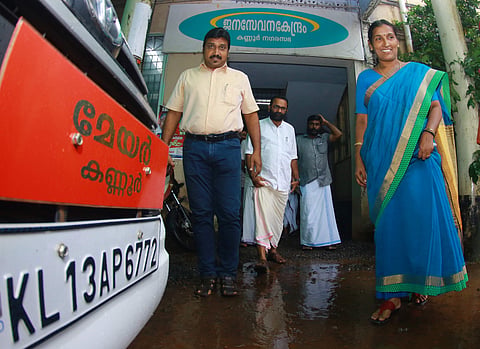 വിവാദങ്ങളും കയ്യാങ്കളിയും പ്രതിഷേധങ്ങളുമായി അഞ്ച് വര്‍ഷം; കണ്ണൂരിലെ 'കലാശക്കളി'