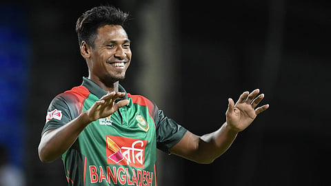 10 സെക്കന്റില്‍ കൂടുതല്‍ മുസ്താഫിസൂറിനോട് സംസാരിക്കില്ല; ബംഗ്ലാ താരത്തിന്റെ ഭാഷാ പരിമിതിയെ കുറിച്ച് ടോം മൂഡി