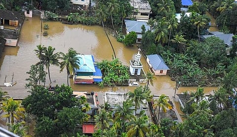 കേരളം നേരിട്ട വെള്ളപ്പൊക്ക കെടുതി/ ഫയല്‍ചിത്രം