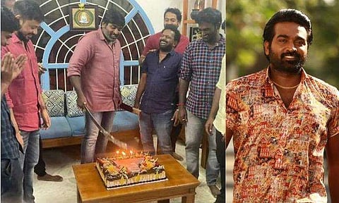 സോഷ്യൽ മീഡിയയിൽ പ്രചരിച്ച വാളുകൊണ്ട് കേക്ക് മുറിക്കുന്ന ചിത്രം, വിജയ് സേതുപതി/ ഫേയ്സ്ബുക്ക്