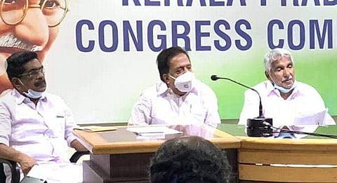 രമേശ് ചെന്നിത്തല കെപിസിസി നേതൃയോഗത്തില്‍ / ഫെയ്‌സ്ബുക്ക് ചിത്രം