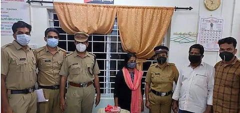 അറസ്റ്റിലായ കമറൂന്നിസ