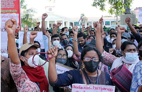 ഡോക്ടർമാരുടെ സമരം/ന്യൂ ഇൻഡ്യൻ എക്സ്പ്രസ് ഫോട്ടോ