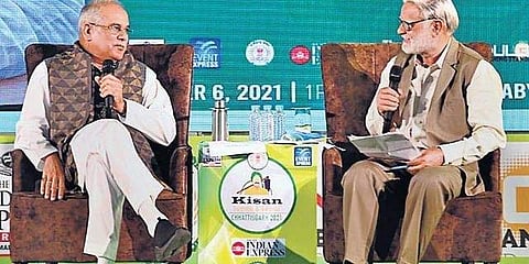 ദി ന്യൂ ഇന്ത്യന്‍ എക്‌സ്പ്രസ് എഡിറ്റോറിയല്‍ ഡയറക്ടര്‍ പ്രഭു ചാവ്‌ളയും ഭൂപേഷ് ബാഗലുമായുള്ള അഭിമുഖം