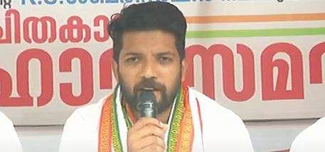 ഷാഫി പറമ്പില്‍ മാധ്യമങ്ങളെ കാണുന്നു/ ടെലിവിഷന്‍ ദൃശ്യം