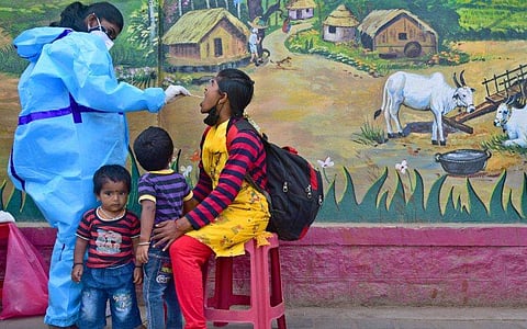 കോവിഡ് പരിശോധന / ഫയല്‍ ചിത്രം
