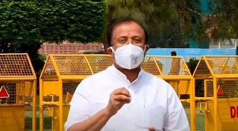 വി മുരളീധരന്‍ മാധ്യമപ്രവര്‍ത്തകരെ കാണുന്നു / ടെലിവിഷന്‍ ചിത്രം
