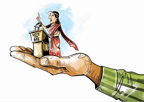 സ്ത്രീകള്‍ക്കു മുന്‍പില്‍ രാഷ്ട്രീയ കേരളം വാതിലടയ്ക്കുമ്പോള്‍