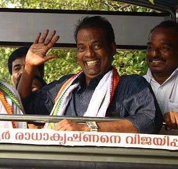 സലിംകുമാര്‍ തെരഞ്ഞെടുപ്പ് പ്രചാരണത്തില്‍/ ഫെയ്‌സ്ബുക്ക്‌