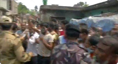 ബംഗാളില്‍ വോട്ടെടുപ്പിനിടെ സംഘര്‍ഷം / എഎന്‍ഐ