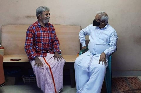പി ജയരാജന്‍ ജനാര്‍ദ്ദനനെ സന്ദര്‍ശിച്ചപ്പോള്‍