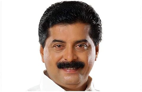 റോഷി അഗസ്റ്റിന്‍/ഫെയ്‌സ്ബുക്ക്‌