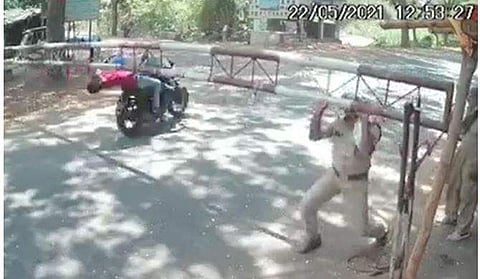 സമൂഹ മാധ്യമങ്ങളില്‍ പ്രചരിക്കുന്ന വിഡിയോയില്‍നിന്നുള്ള ദൃശ്യം