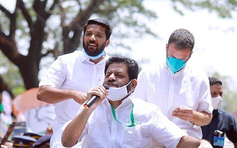 വികെ ശ്രീകണ്ഠന്‍ എംപി