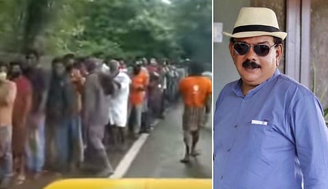 മദ്യം വാങ്ങാൻ ക്യൂ നിൽക്കുന്നവരുടെ വിഡിയോ ദൃശ്യം, പ്രിയദർശൻ/ ഫേയ്സ്ബുക്ക്