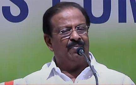കെ സുധാകരന്‍ വാര്‍ത്താ സമ്മേളനത്തിനിടെ