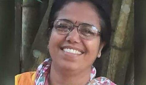 അറസ്റ്റിലായ സീമ / ടെലിവിഷൻ ചിത്രം