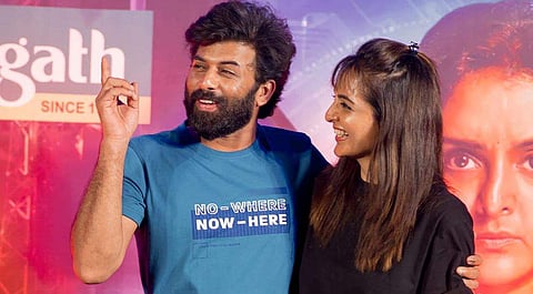 സണ്ണി വെയിനും മഞ്ജു വാര്യരും/ ഫേയ്സ്ബുക്ക്