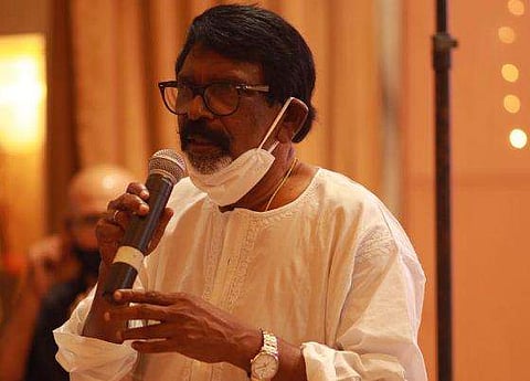 കെ ആര്‍ വിശ്വംഭരന്‍