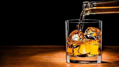 മദ്യപാനം ആരോഗ്യത്തിനു ഹാനികരം/ഫയല്‍
