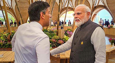 ബ്രിട്ടീഷ് പ്രധാനമന്ത്രി ഋഷി സുനകിനൊപ്പം മോദി/ഫോട്ടോ: പിടിഐ