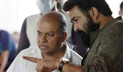 മോഹൻലാലും ജിജോ പുന്നൂസും/ ഫേയ്സ്ബുക്ക്