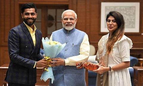 രവീന്ദ്രജഡേജയും ഭാര്യയും പ്രധാനമന്ത്രിക്കൊപ്പം/ ട്വിറ്റര്‍