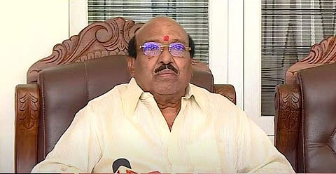 വെള്ളാപ്പള്ളി നടേശന്‍ മാധ്യമങ്ങളോട് സംസാരിക്കുന്നു/ ടിവി ദൃശ്യം
