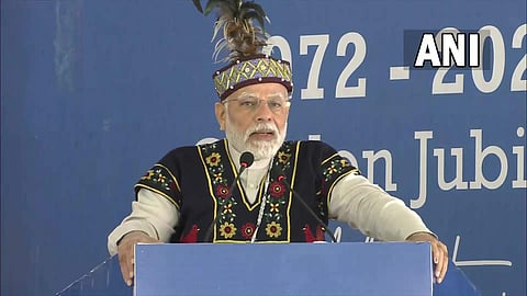 നരേന്ദ്രമോദി ഷില്ലോങില്‍ സംസാരിക്കുന്നു