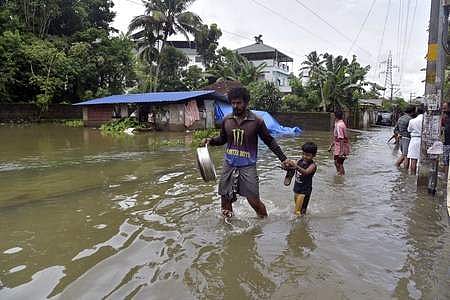 കളമശ്ശേരിയിലെ  വെള്ളക്കെട്ട്/ ചിത്രം: എ സനേഷ്