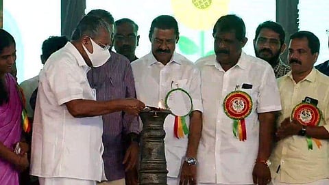 പ്രവേശനോത്സവം സംസ്ഥാന തല ഉദ്ഘാടനം മുഖ്യമന്ത്രി നിര്‍വഹിക്കുന്നു/ ഫെയ്‌സ്ബുക്ക്‌