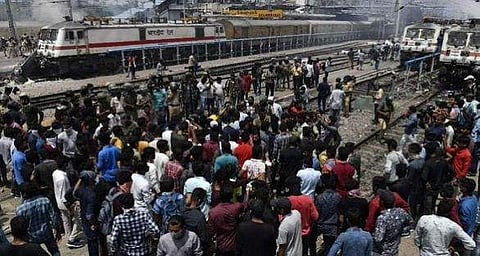 അഗ്നിപഥിനെതിരെ സെക്കന്ദ്രാബാദ് റെയില്‍വേ സ്റ്റേഷനിലെ പ്രതിഷേധം, ഫോട്ടോ: എക്‌സ്പ്രസ്