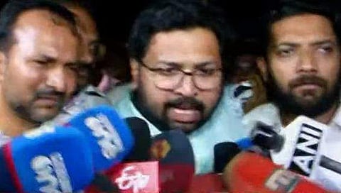 ജാമ്യം ലഭിച്ച ശേഷം പുറത്തുവന്ന ശബരീനാഥന്‍ മാധ്യമങ്ങളോട്