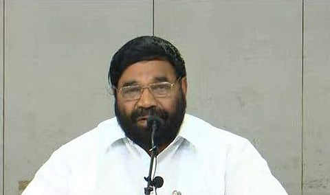 മന്ത്രി വി എന്‍ വാസവന്‍ മാധ്യമങ്ങളോട്