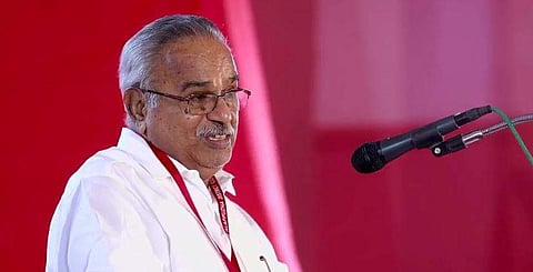 കാനം രാജേന്ദ്രന്‍ സിപിഎം ജില്ലാ സമ്മേളനത്തിനിടെ