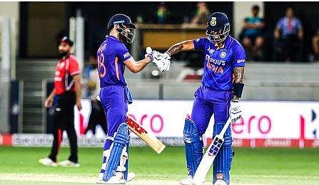 കോഹ് ലിയും സൂര്യകുമാര്‍ യാദവും, photo credit: BCCI