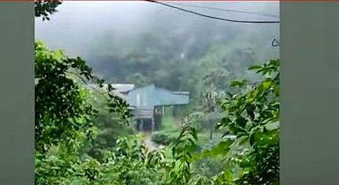 കൂട്ടിക്കലില്‍ ഉരുള്‍പൊട്ടല്‍ ഉണ്ടായതിന്റെ ദൃശ്യം